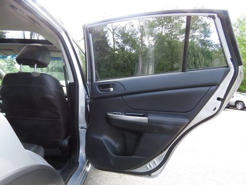 Used 2015 Subaru Crosstrek Touring AWD/4WD image 15