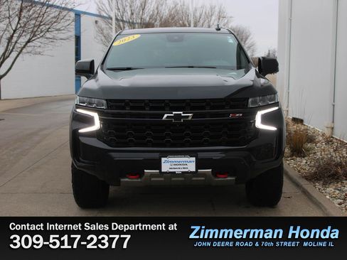 Used 2023 Chevrolet Suburban Z71 w/ Luxury Package image 4