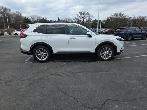 Used 2023 Honda CR-V EX-L image 8