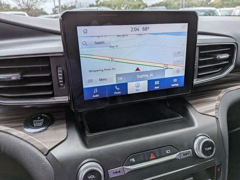 Used 2020 Ford Explorer Limited image 25