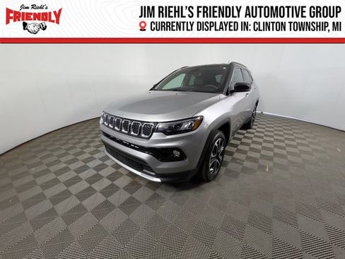 Used 2023 Jeep Compass Limited AWD/4WD image 1