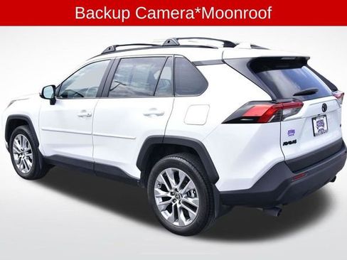 Used 2024 Toyota RAV4 XLE Premium image 3