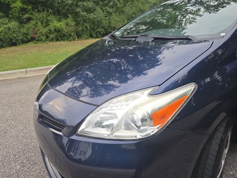 Used 2015 Toyota Prius Two FWD image 29