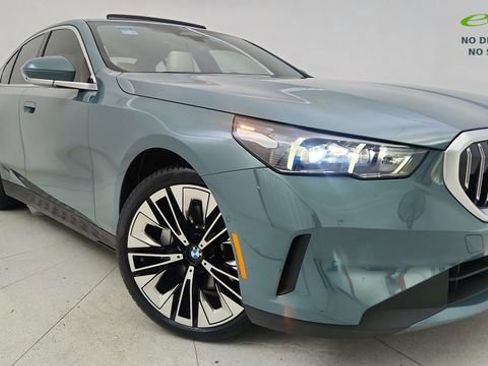 Used 2026 BMW 530i RWD image 87