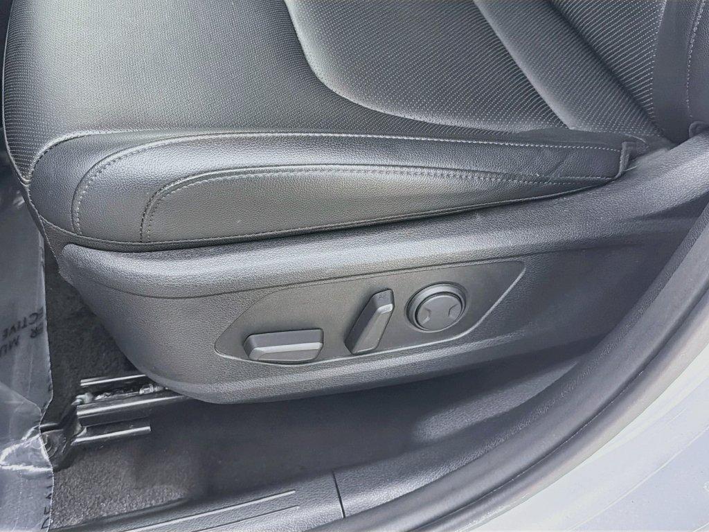 Certified 2024 Kia Sportage EX AWD/4WD image 19