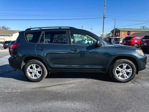 Used 2011 Toyota RAV4 4WD w/ Upgrade Value Pkg image 9