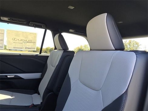 New 2026 Lexus TX 500h 500h F SPORT Performance Premi image 18