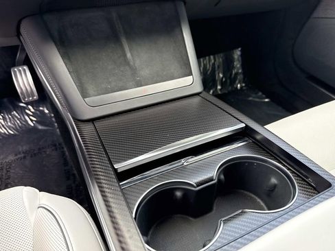 Used 2022 Tesla Model S Plaid image 31
