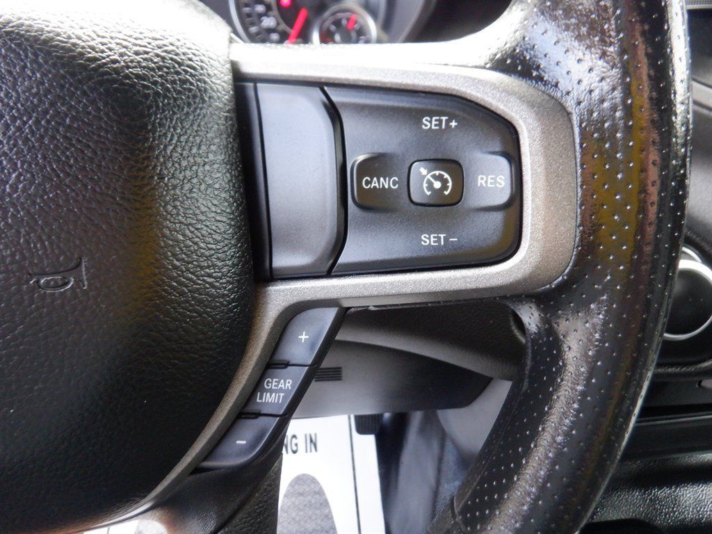 Used 2024 RAM 2500 Tradesman w/ Chrome Appearance Group AWD/4WD image 17
