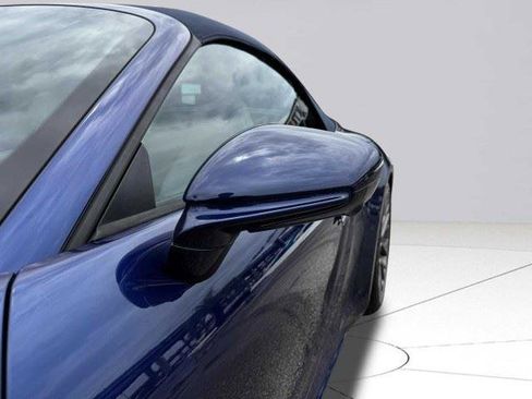 Used 2024 Porsche 911 Carrera RWD image 10