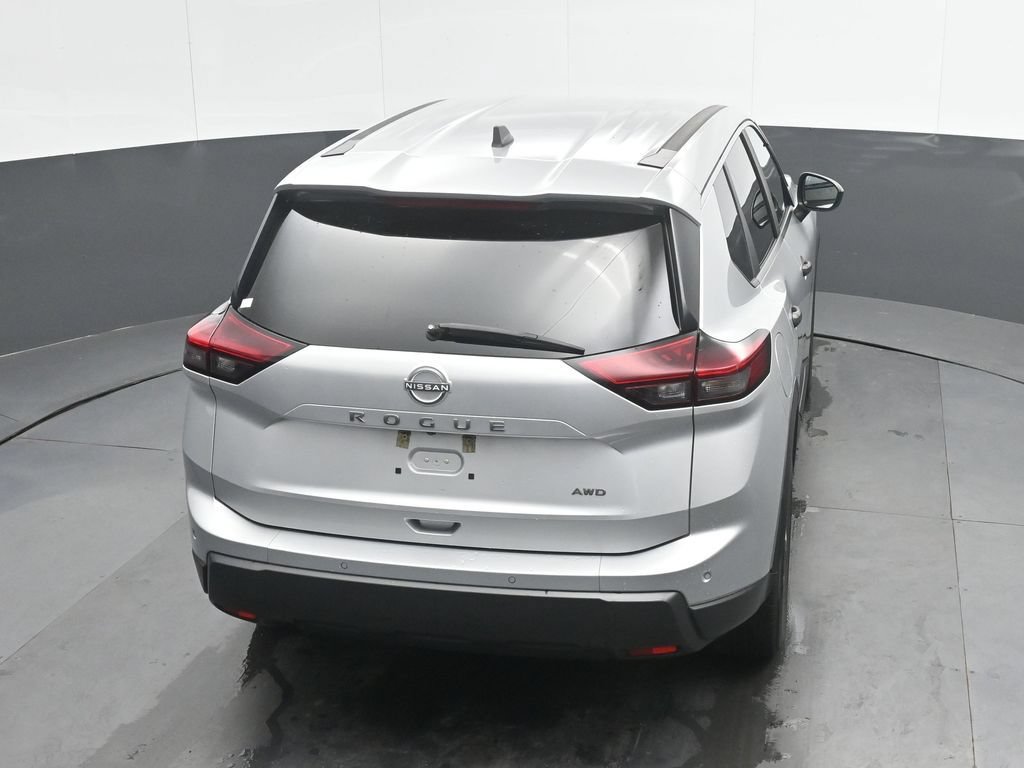 Used 2024 Nissan Rogue S AWD/4WD image 30