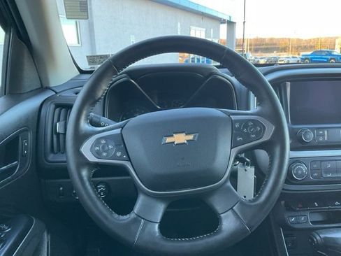 Used 2019 Chevrolet Colorado LT w/ LT Convenience Package image 10