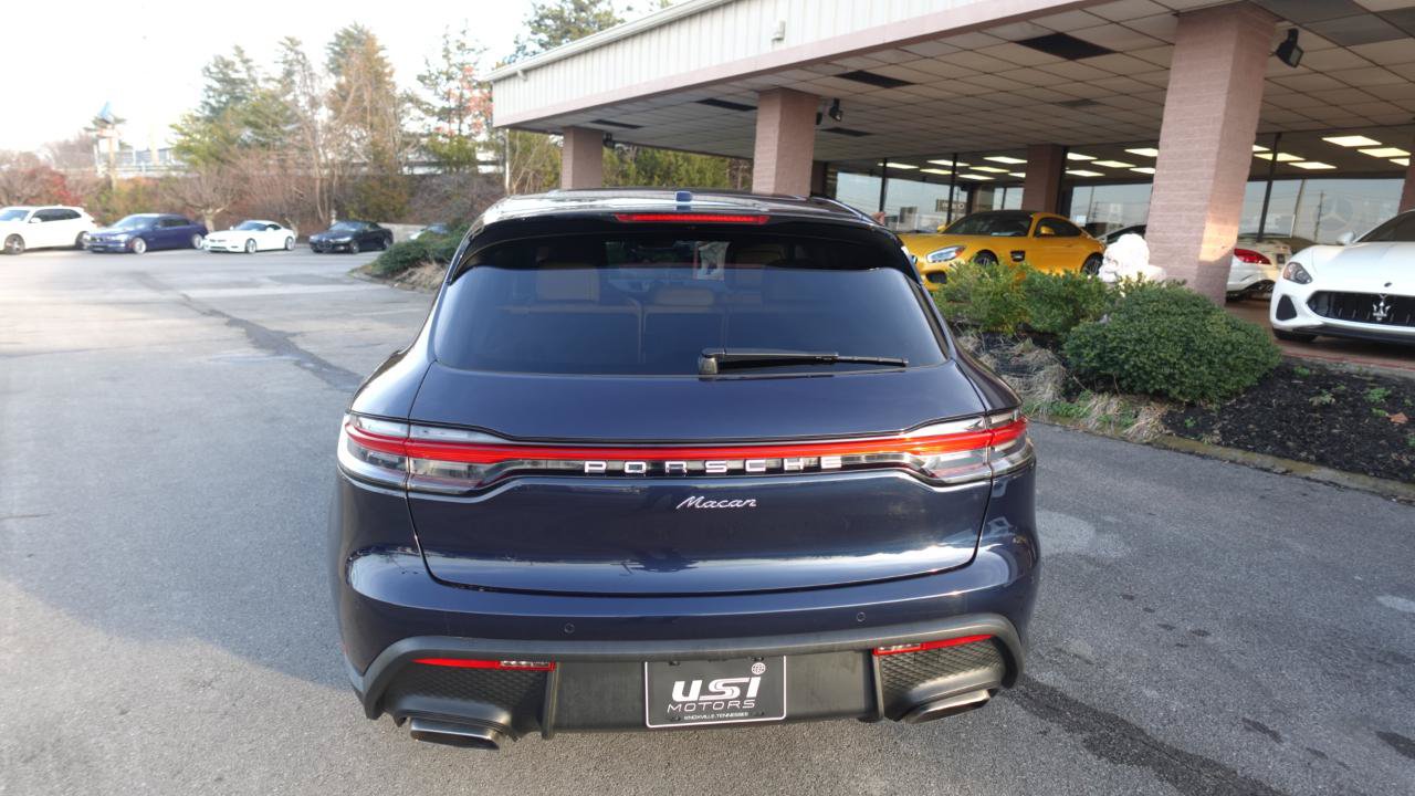 Used 2022 Porsche Macan w/ Premium Package AWD/4WD image 3