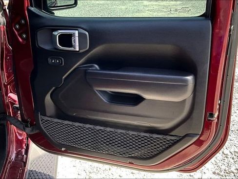 Used 2021 Jeep Wrangler Unlimited Sport AWD/4WD image 24