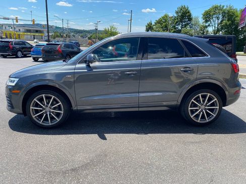 Used 2018 Audi Q3 2.0T Premium Plus w/ Premium Plus Package AWD/4WD image 6