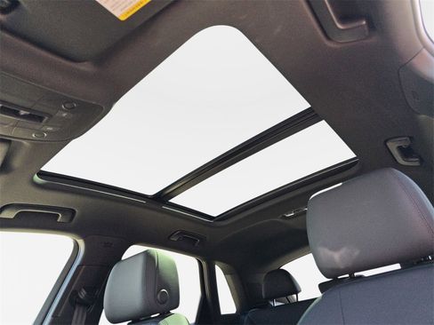 Certified 2021 Audi Q3 2.0T Premium Plus w/ Premium Plus Package image 30