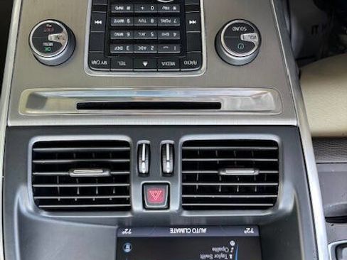 Used 2013 Volvo XC60 3.2 image 6