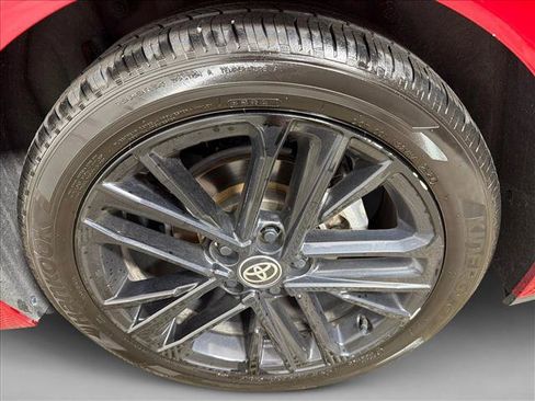 Used 2025 Toyota Camry SE FWD image 19