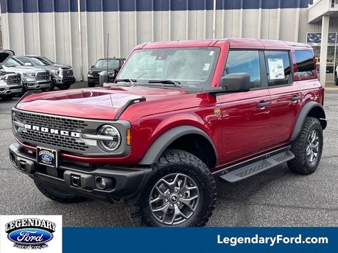 New 2025 Ford Bronco Badlands image 8