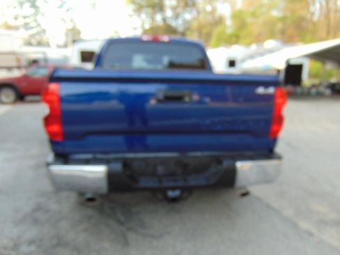 Used 2014 Toyota Tundra SR5 w/ SR5 Upgrade Package image 13