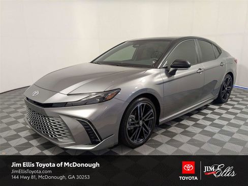 Certified 2025 Toyota Camry XSE FWD image 1