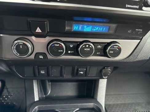 Used 2023 Toyota Tacoma SR AWD/4WD image 10
