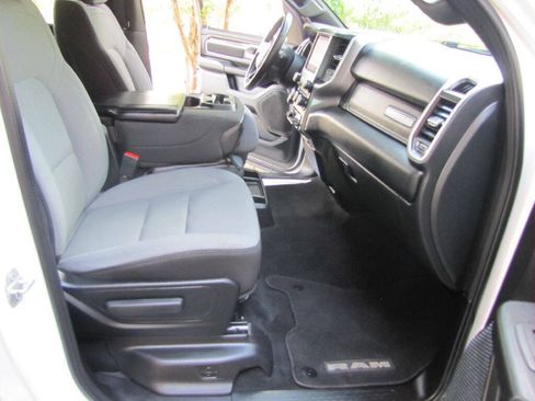 Used 2023 RAM 1500 Big Horn AWD/4WD image 19
