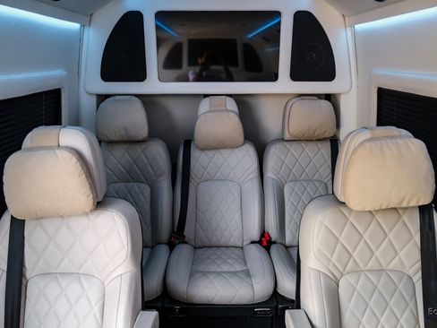 Used 2022 Mercedes-Benz Sprinter 2500 image 58