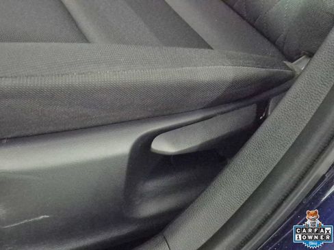 Used 2024 Toyota Corolla LE FWD image 17