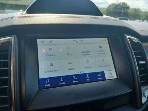 Used 2022 Ford Ranger Lariat w/ Tremor Off-Road Package AWD/4WD image 14
