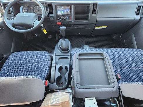 New 2025 Chevrolet Low Cab Forward image 27