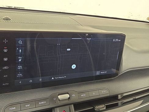 Certified 2025 Kia K4 GT-Line image 19