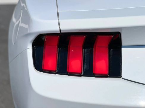 Used 2024 Ford Mustang Coupe RWD image 11