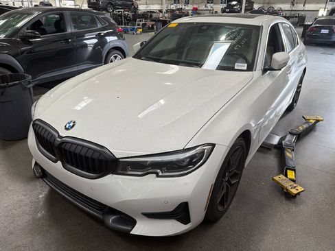 Used 2019 BMW 330i Sedan w/ Convenience Package image 2