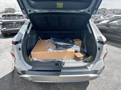 New 2027 Hyundai Kona Limited FWD image 19