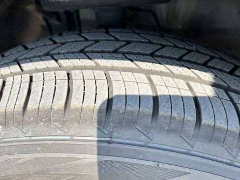 Used 2022 Nissan Murano SV w/ SV Midnight Edition Package image 10