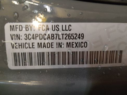 Used 2020 Dodge Journey SE w/ Blacktop Package image 33