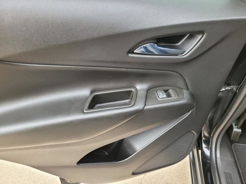 Used 2022 Chevrolet Equinox LT FWD image 17