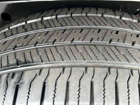 Certified 2024 Nissan Frontier SV w/ Technology Package image 25