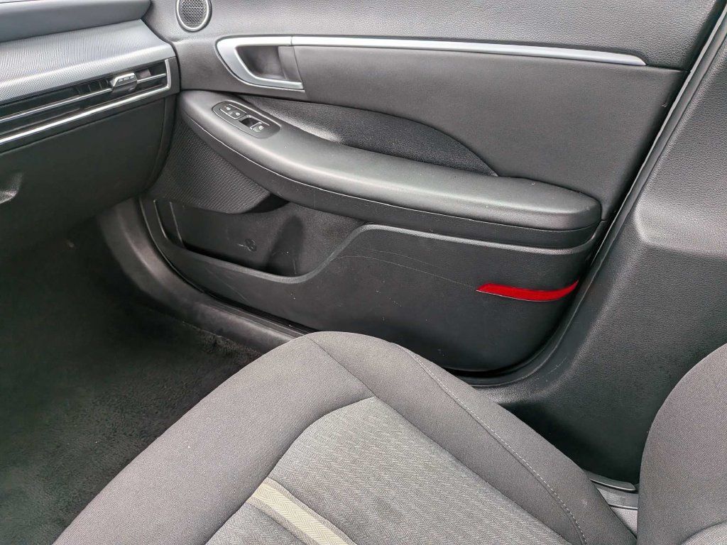 Used 2025 Hyundai Sonata SEL FWD image 22
