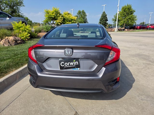 Used 2018 Honda Civic EX image 5