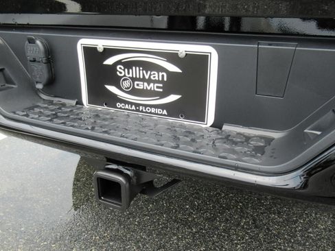 New 2026 GMC Canyon Elevation w/ Convenience Package RWD image 8