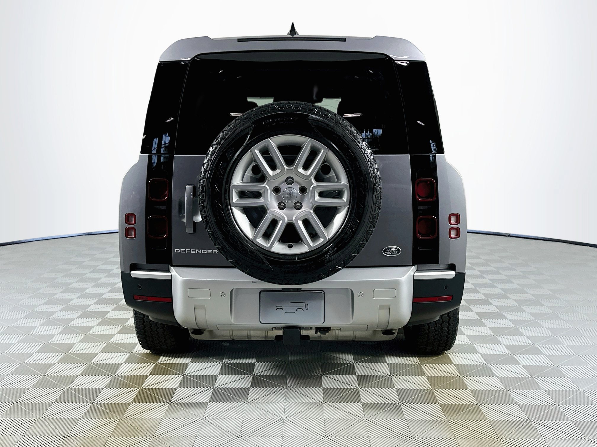 Used 2023 Land Rover Defender 130 S AWD/4WD image 6
