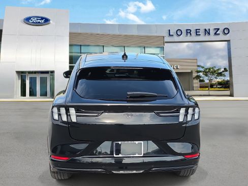 Used 2024 Ford Mustang Mach-E Premium RWD image 5