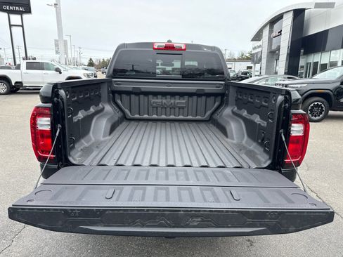 New 2026 GMC Canyon Denali image 10