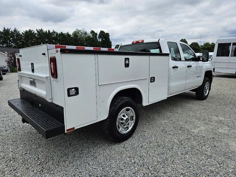 Used 2019 Chevrolet Silverado 2500 W/T AWD/4WD image 5