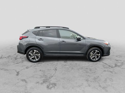Used 2024 Subaru Crosstrek 2.0i Premium image 9
