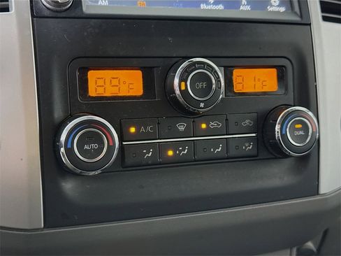 Used 2020 Nissan Frontier SV image 7