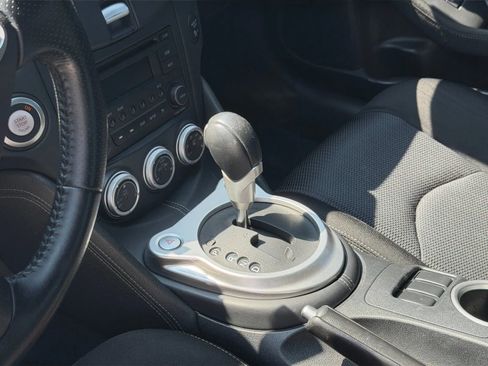 Used 2016 Nissan 370Z Coupe RWD image 20