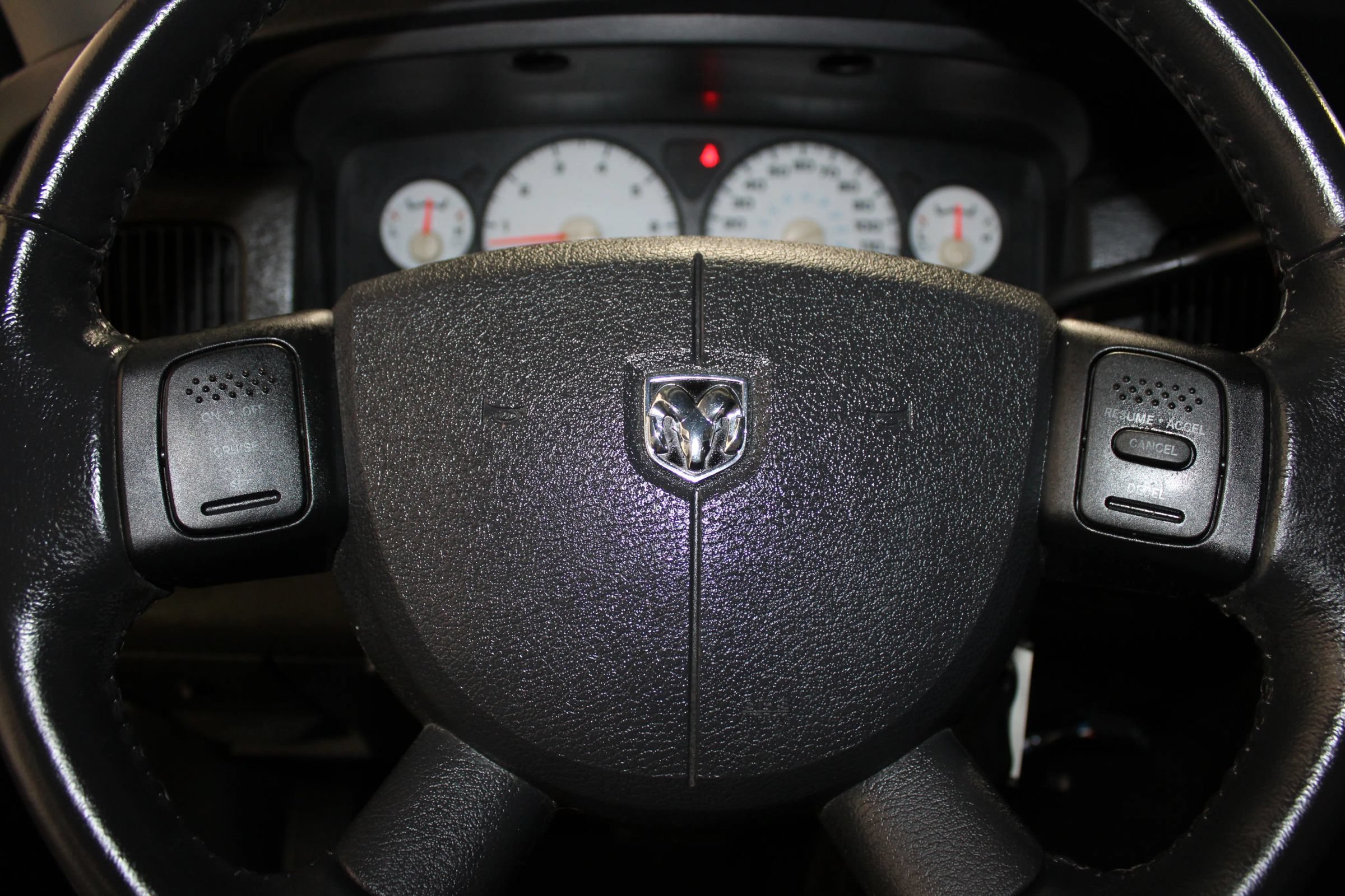 Used 2005 Dodge Ram 2500 Truck SLT RWD image 14